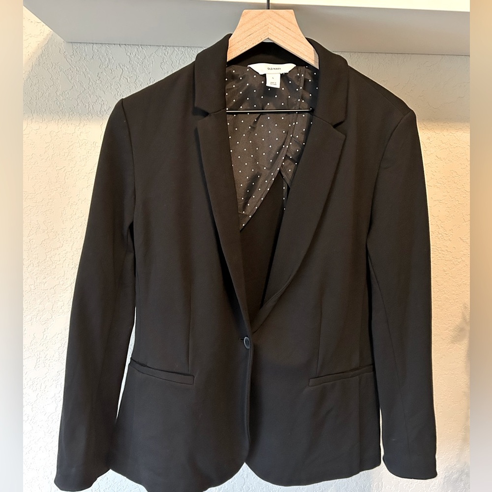 Comfortable Fitted Black Blazer | Like New